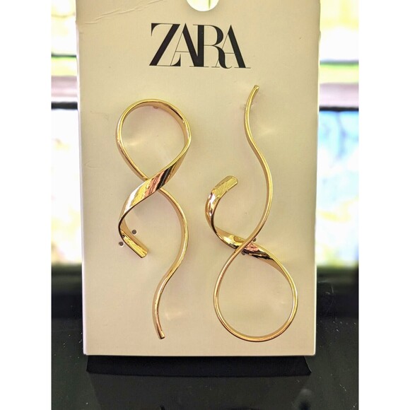 ZARA Earrings Women's Golden Artsy Asymmetric Curvy Metal Statement Glam Modern - Picture 1 of 9